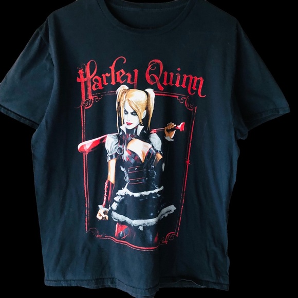 Batman's Harley Quinn Tshirt. Black with Harley Quinn in Red White and Black. L - Picture 4 of 10